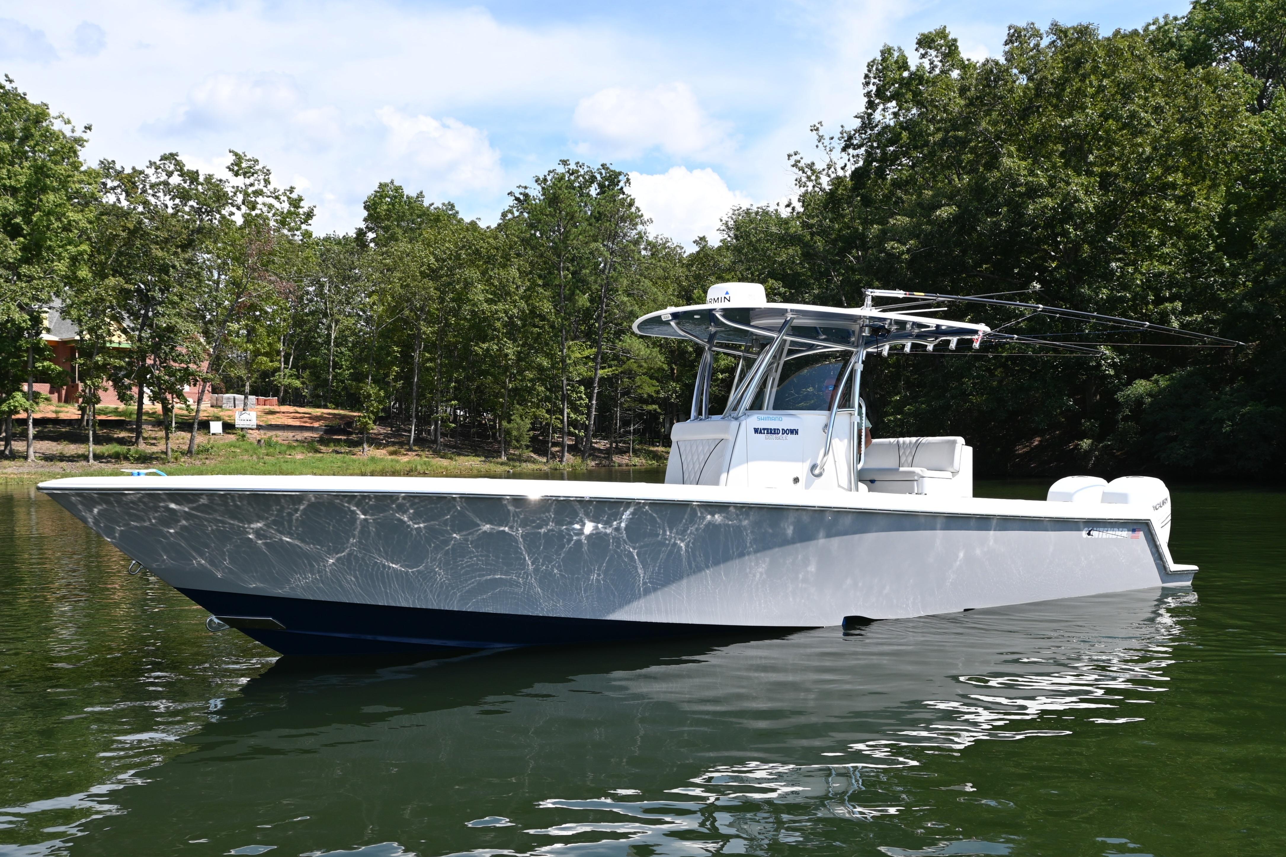 2019 Contender 32 ST