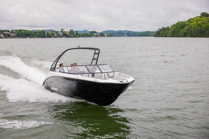2026 Yamaha Boats AR250