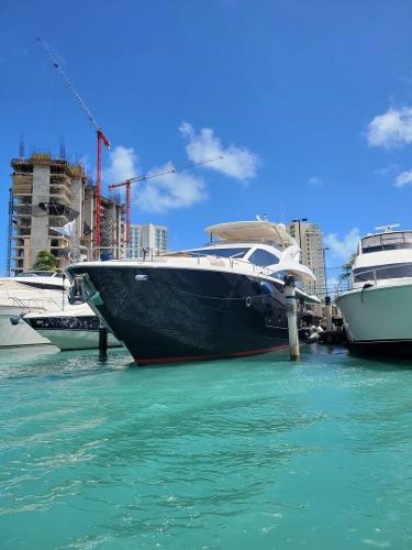 2019 Sunseeker 86 Yacht