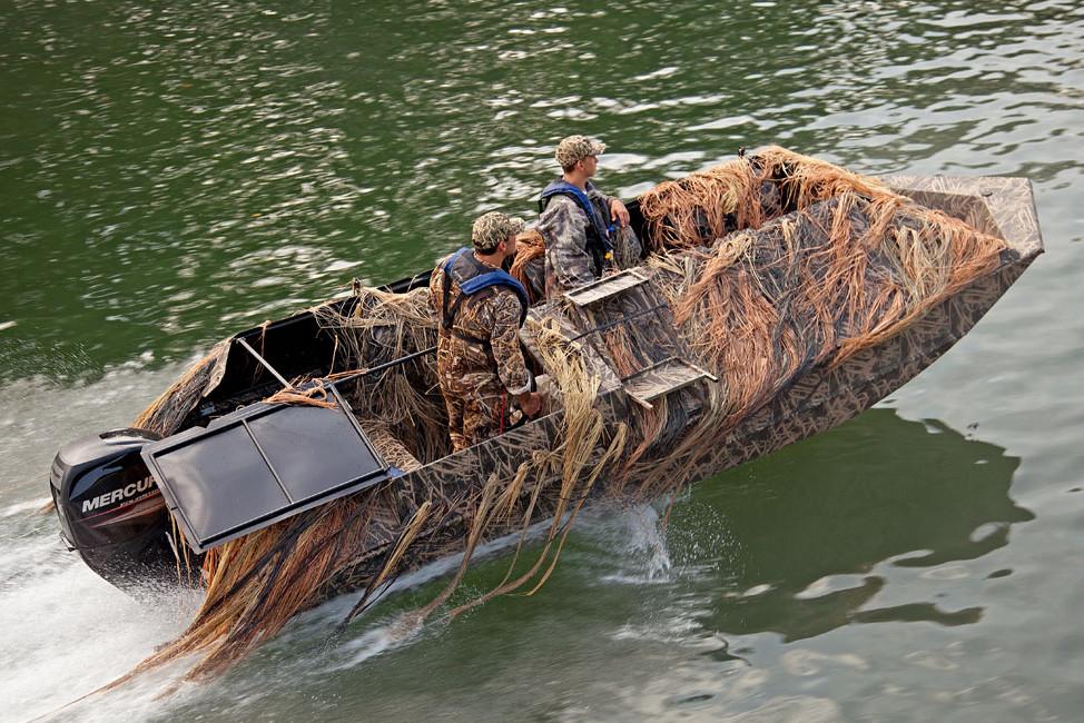 Lowe Boat image