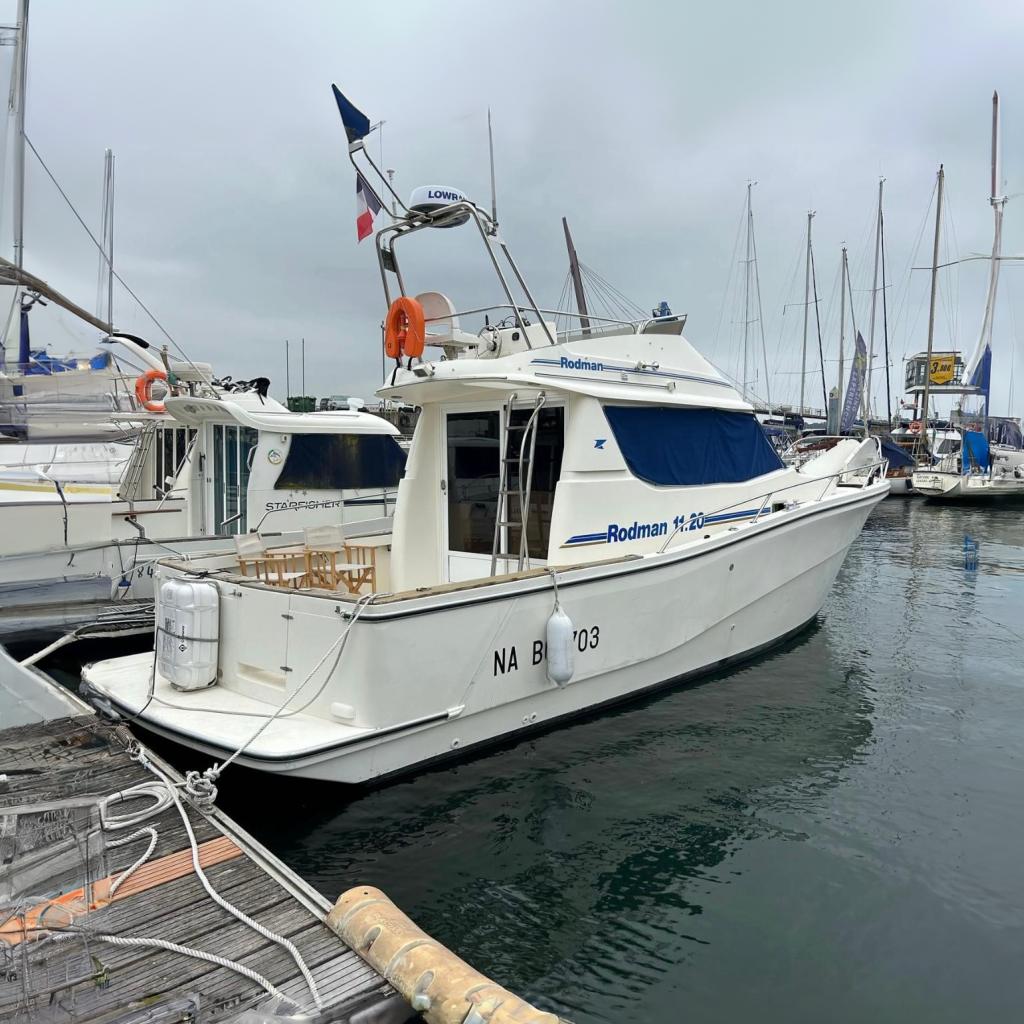 2002 Rodman 1120