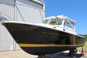 2008 Hunt Yachts Surfhunter 29 Hardtop Express