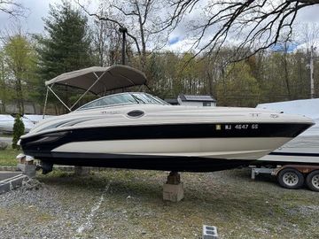2003 Sea Ray 240 Sundeck