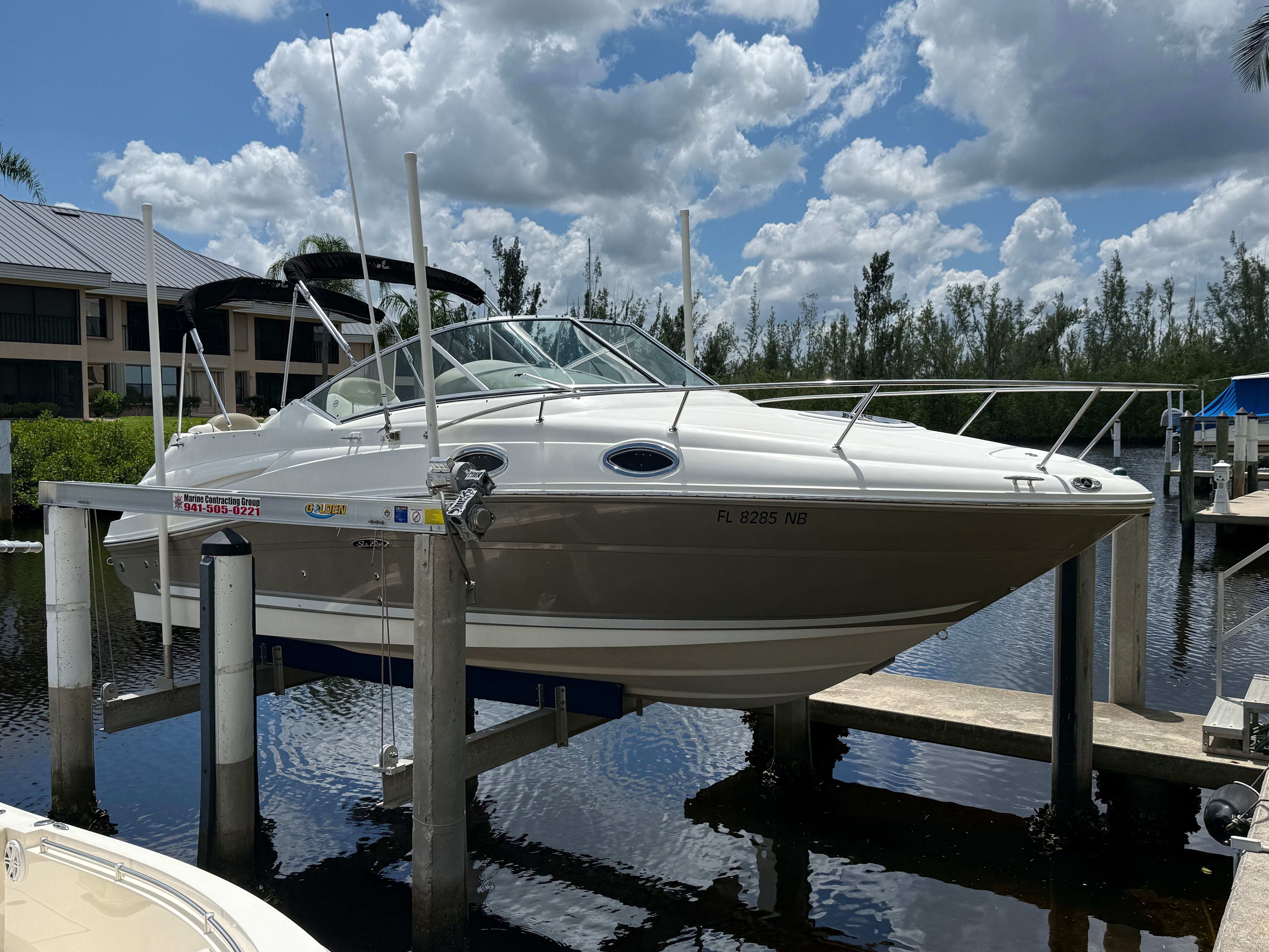 2006 Sea Ray 240 Sundancer