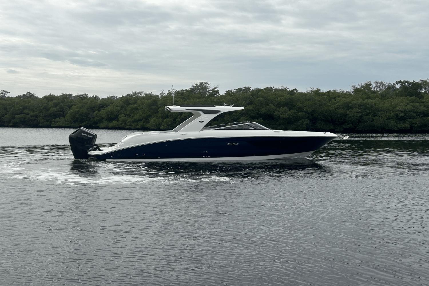 2024 Sea Ray 350 SLX-OB