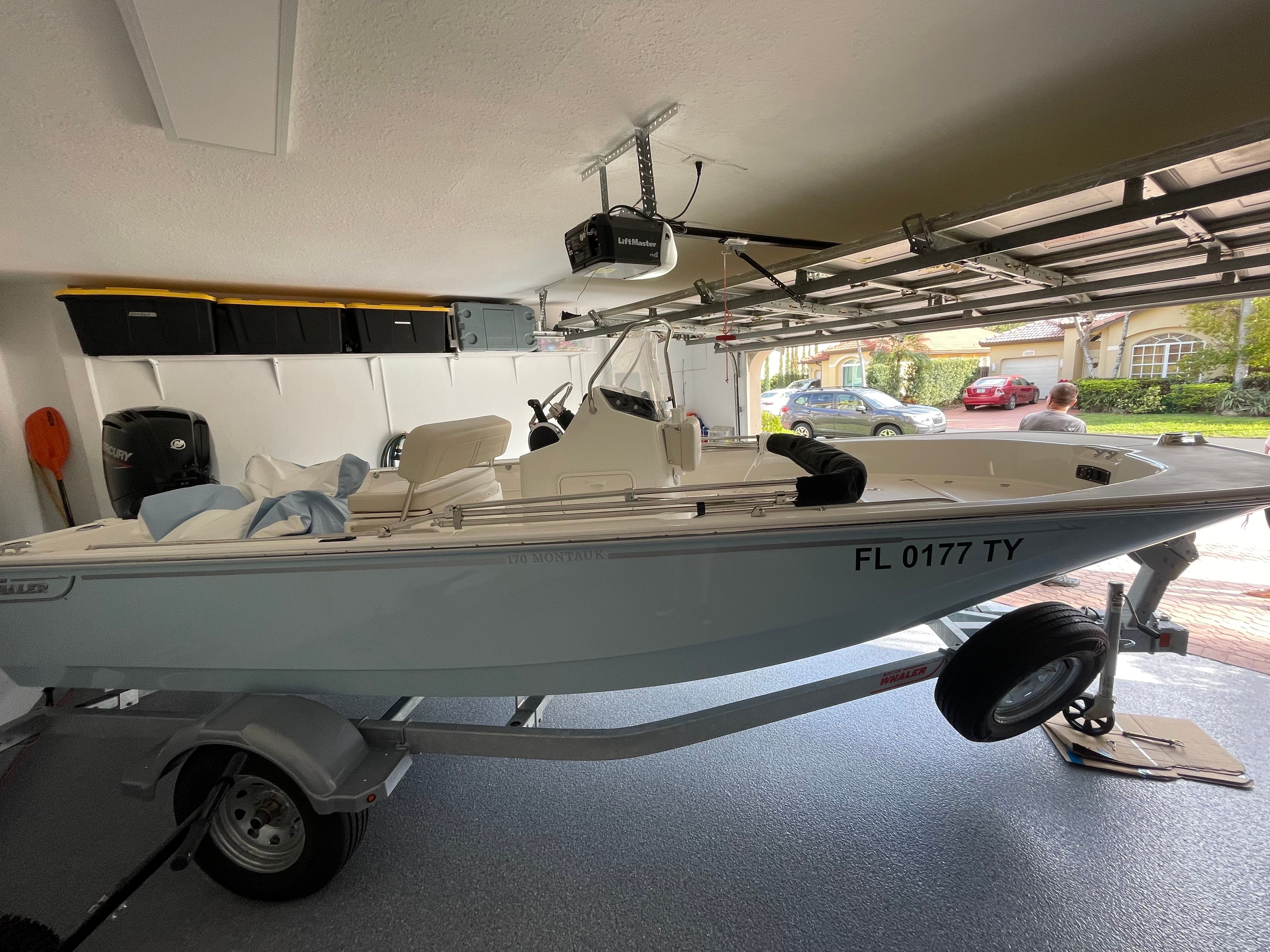 2025 Boston Whaler 170 Montauk