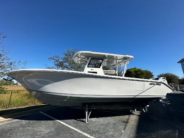2025 Sea Pro 322 Offshore