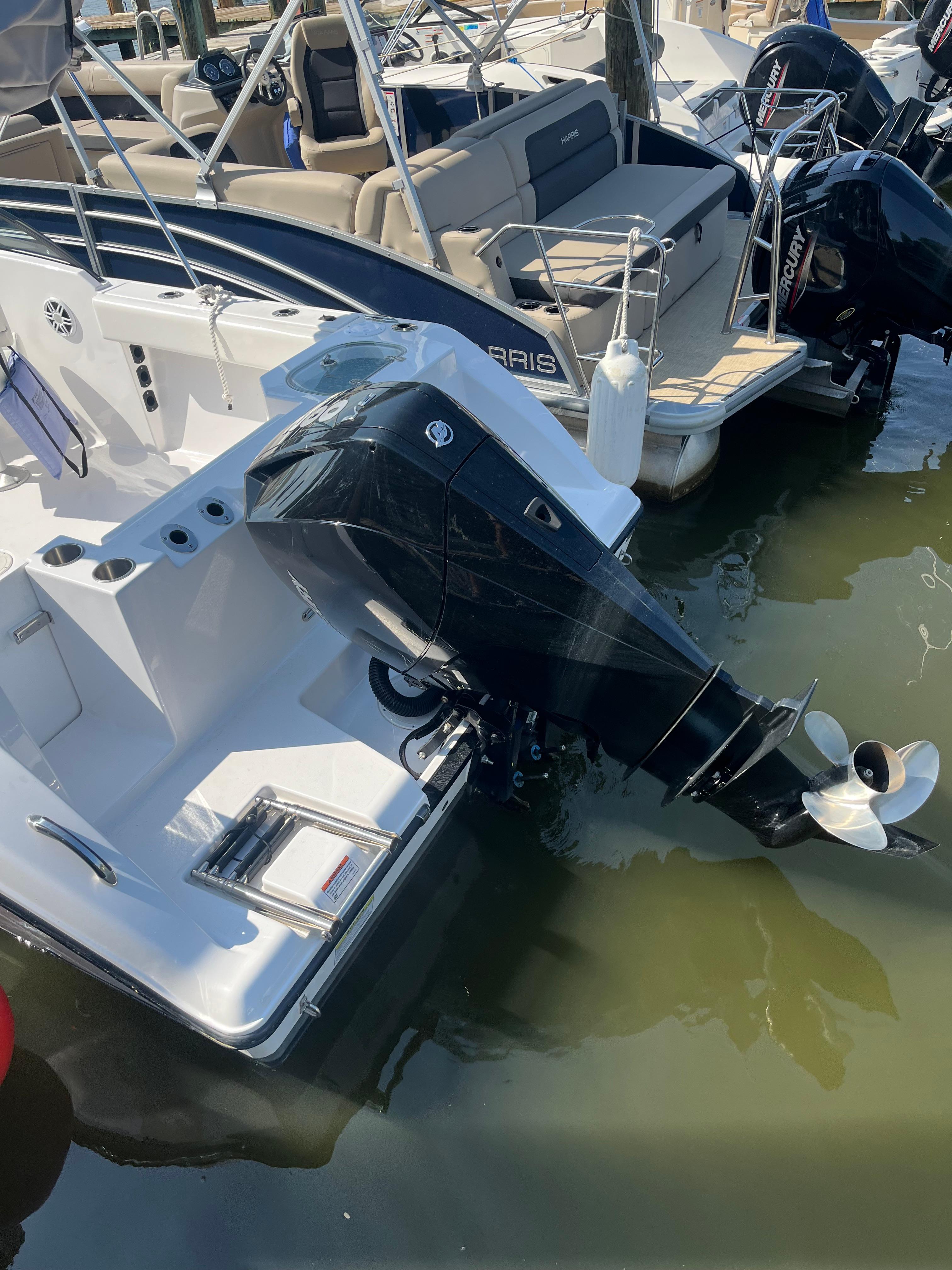 2024 Aquasport 2200 Dual Console