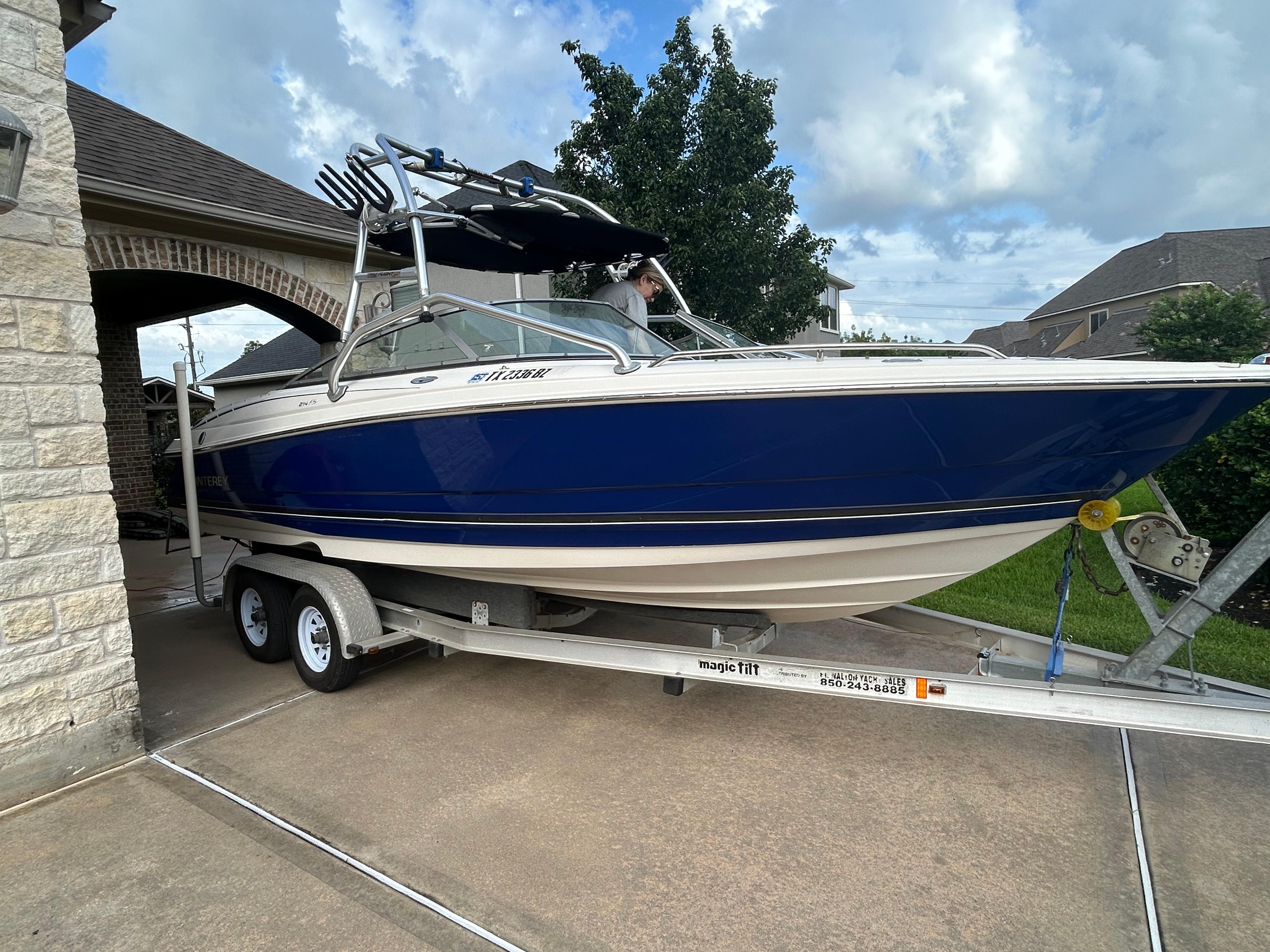 2005 Monterey 214FS Montura