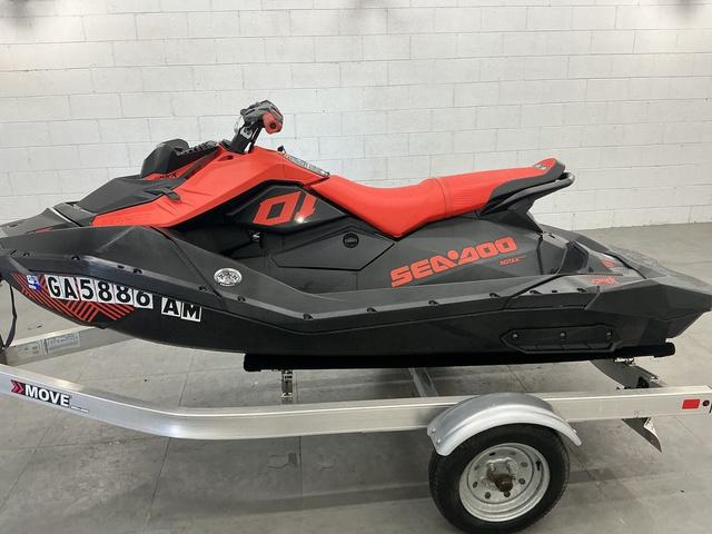 2022 Sea-Doo SPARK TRIXX 3-UP ROTAX 900 H.O. ACE IBR