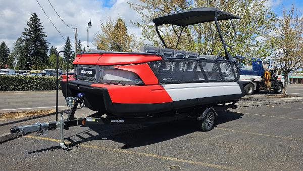2024 Sea-Doo Switch Cruise 21