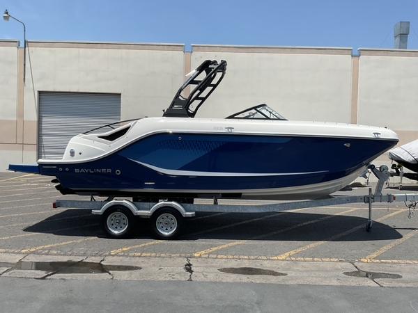 2025 Bayliner D22I