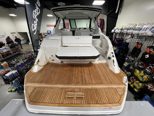 2025 Sea Ray Sundancer 320 Coupe