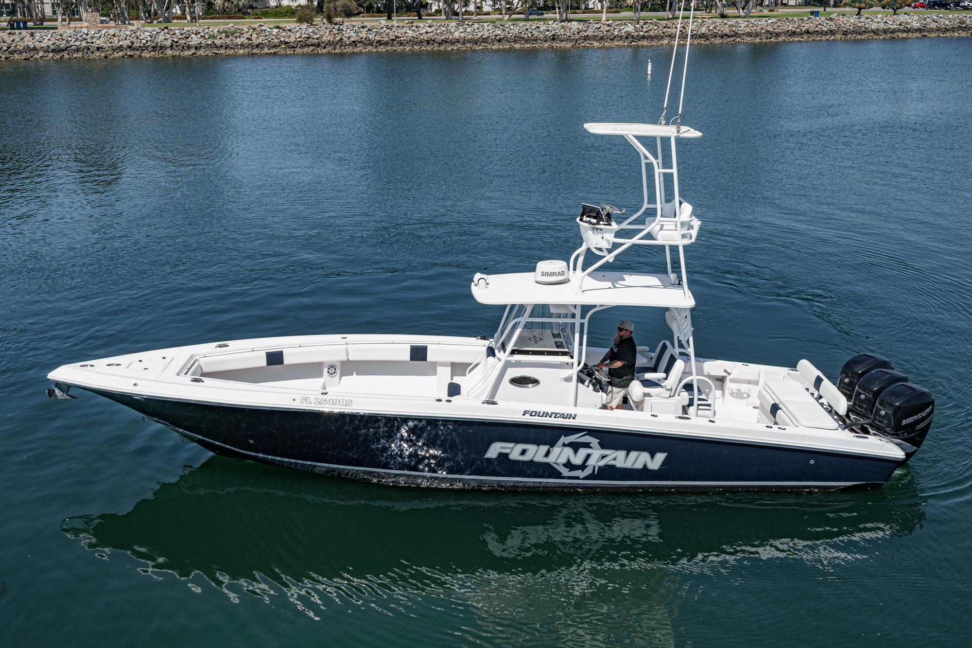 2019 Fountain 38 CC