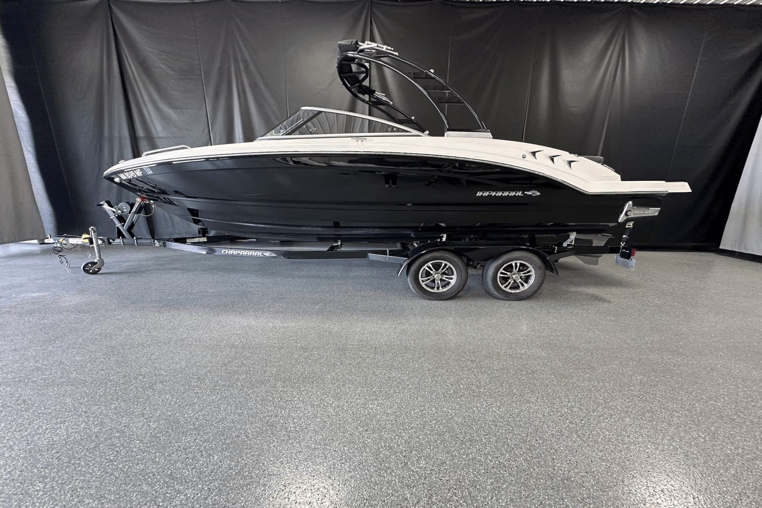 2020 Chaparral 230 SURF