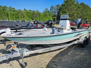 Vexus ACX 2000 2025 Vexus ACX 2000 boat on trailer, featuring sleek design and modern equipment.