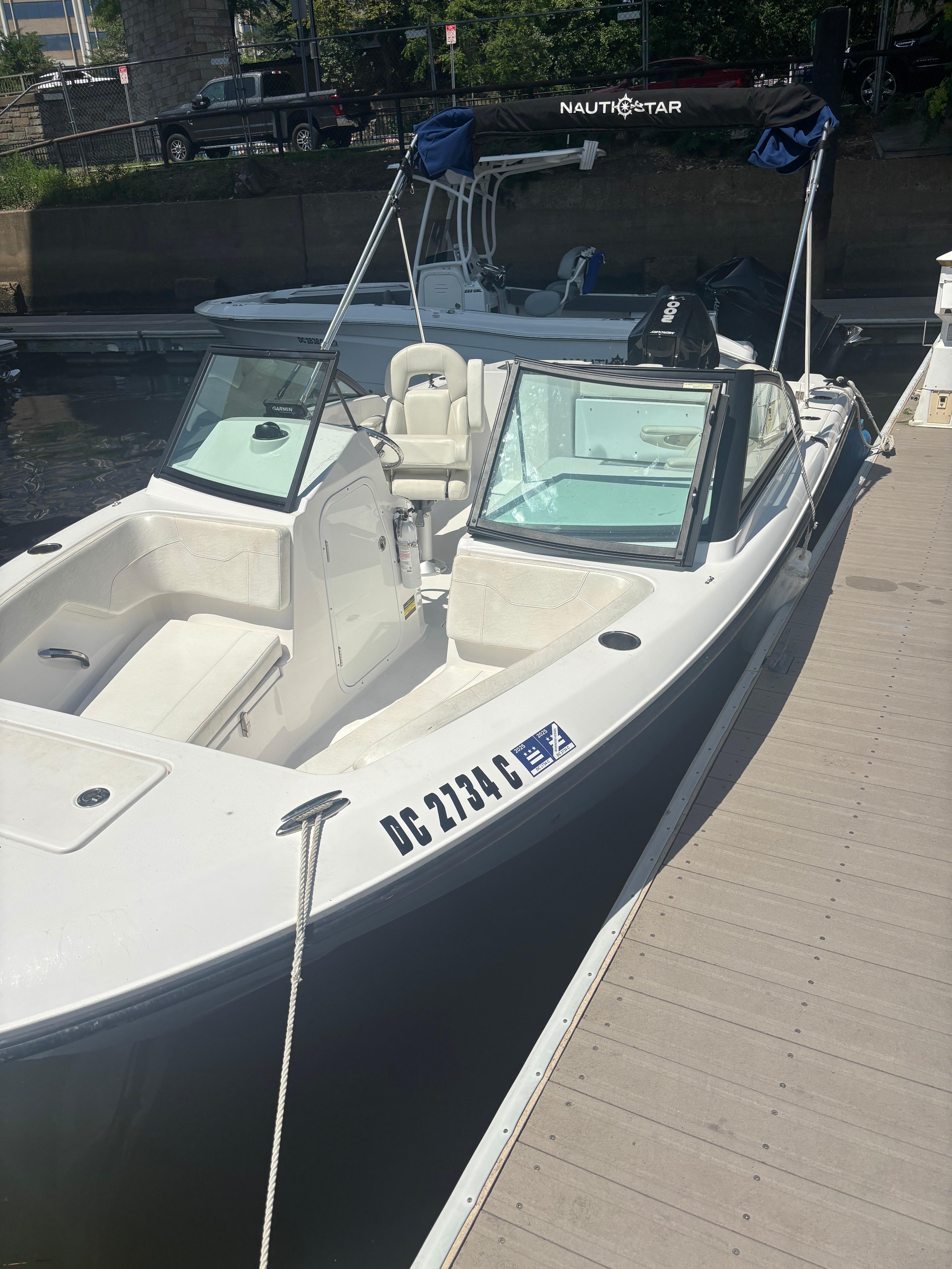 2024 Aquasport 2200 Center Console