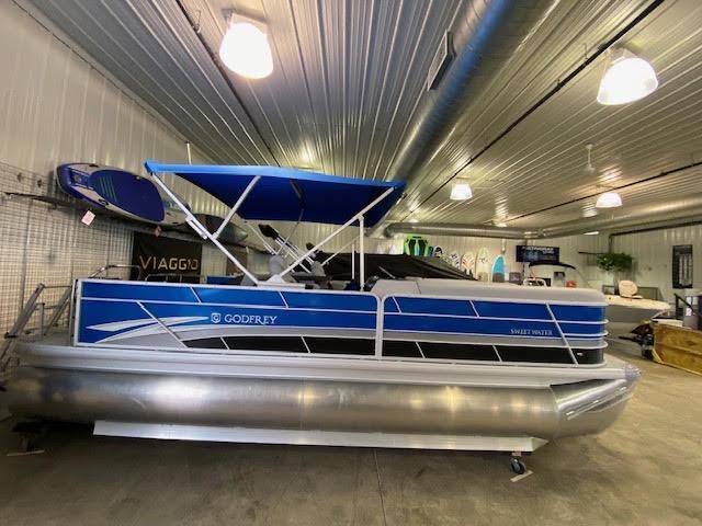 Godfrey Sweetwater 2286SFL (Single Flip Lounger))