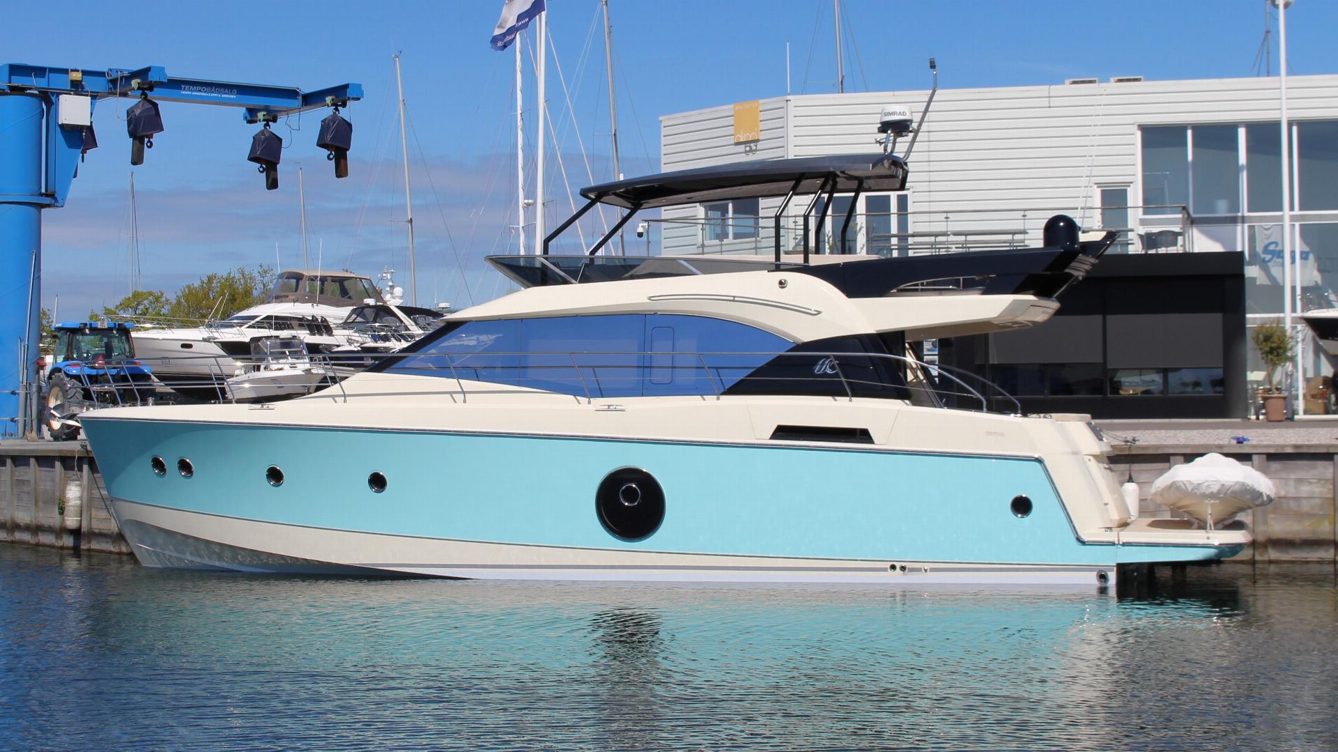2015 Beneteau Monte Carlo 6
