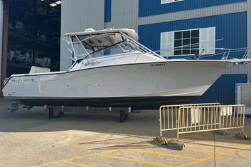 2002 Grady-White Express 330