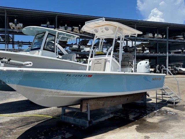 2023 Sea Pro 228 Bay