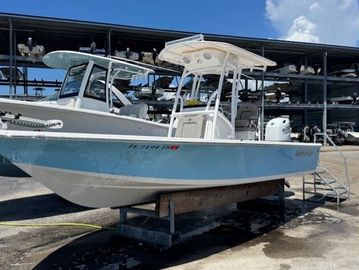 2023 Sea Pro 228 Bay