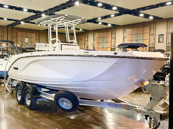 2025 Yamaha Boats 220 FSH Sport