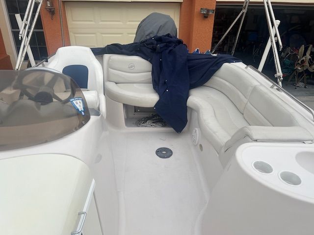 2005 Starcraft Stardeck Aurora