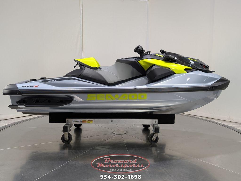 2025 Sea-Doo RXP-X™ 325 Tech, BRP Premium A, iBR Ice
