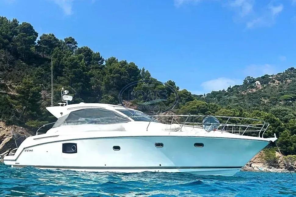 2013 Prestige 440 S