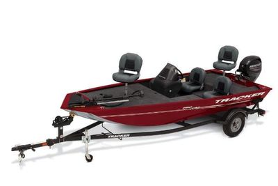 Tracker Pro 170 Boat