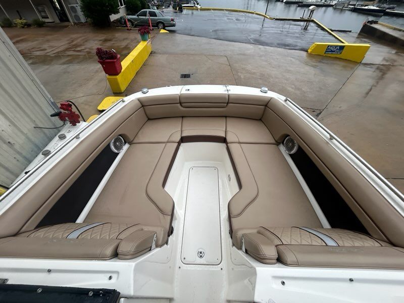 2016 Sea Ray 270 Sundeck