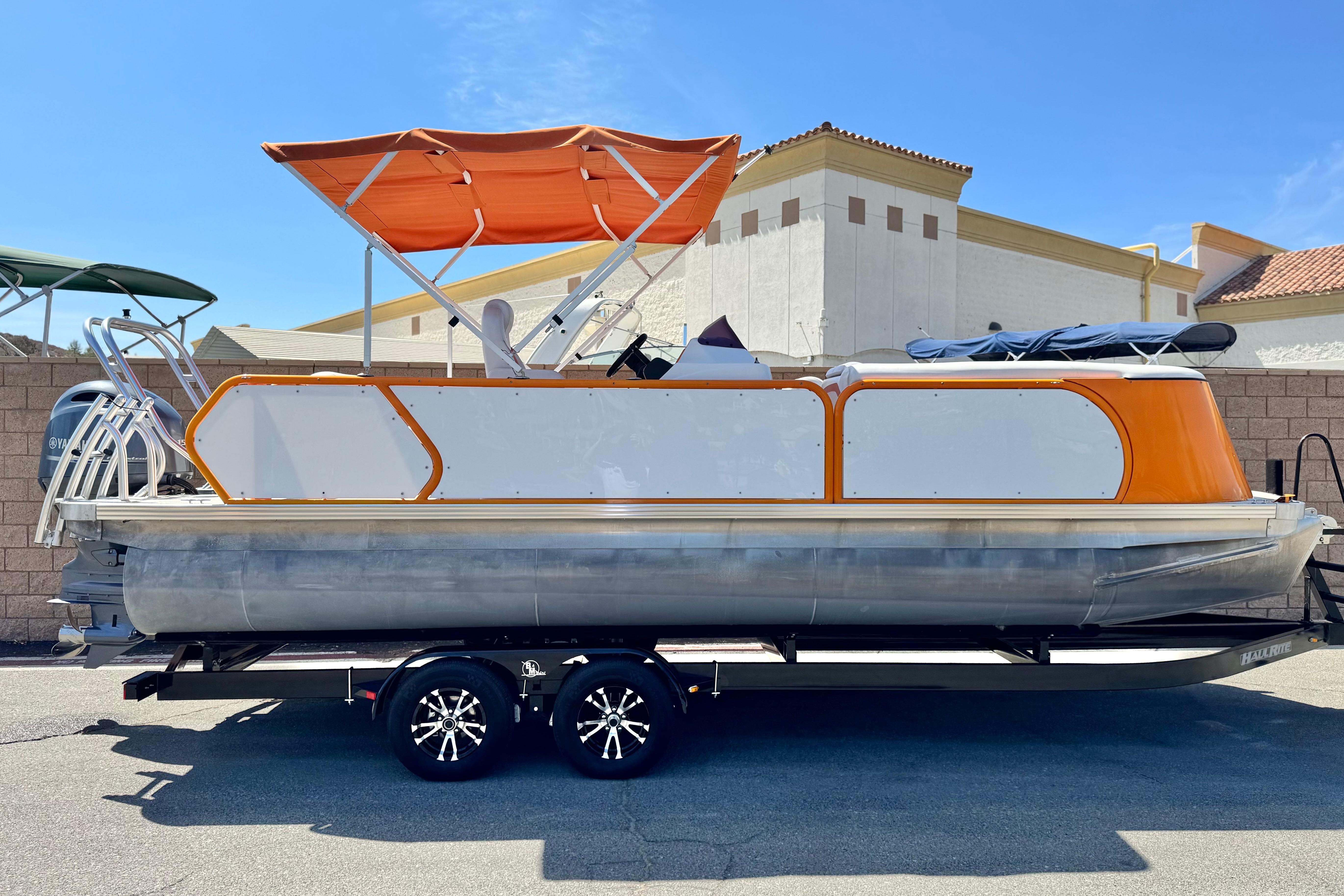 Aloha Paradise Series 250 Sundeck: Go Boating Review - boats.com