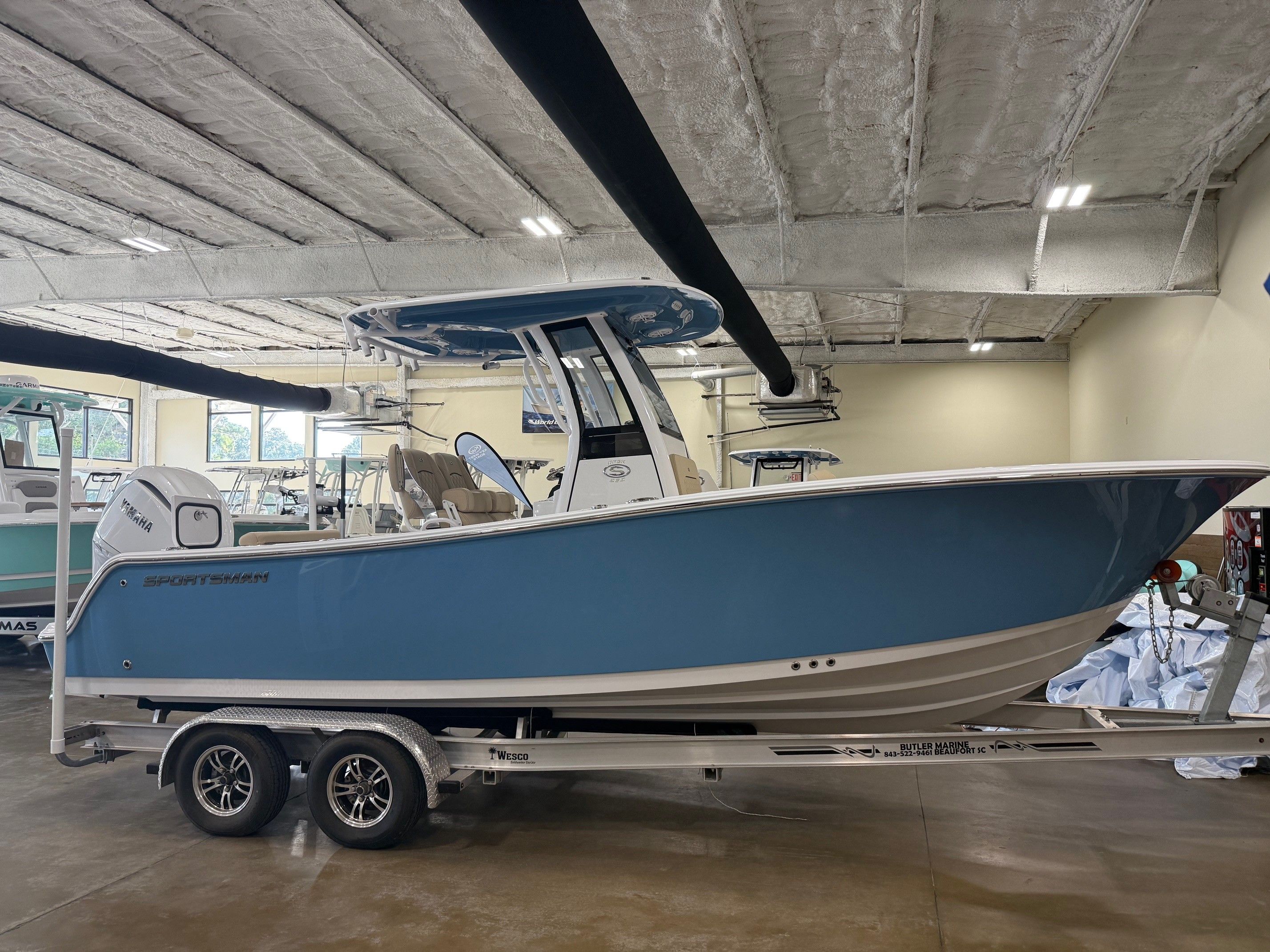 Sportsman Open 232 Center Console