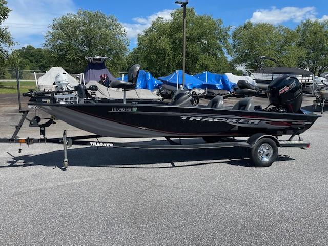 2019 Sun Tracker Pro Team 195