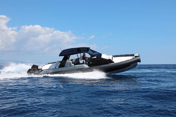 2025 Ranieri CAYMAN 45.0 Cruiser