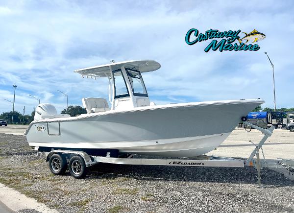 2025 Sea Hunt Ultra 239 SE