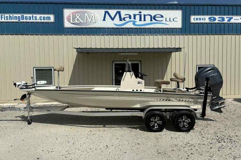 2026 Xpress H210B Bay