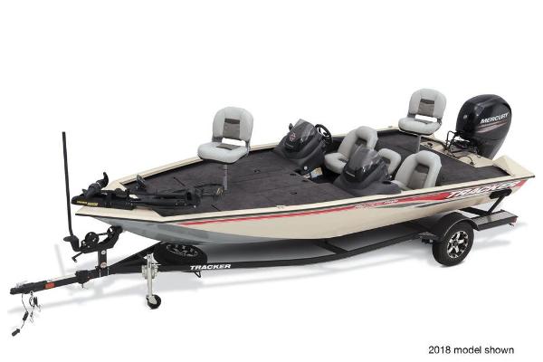 Tracker Pro Team 195 TXW Tournament Edition Boat
