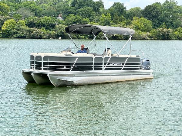 2021 Berkshire 24 RXF CTS