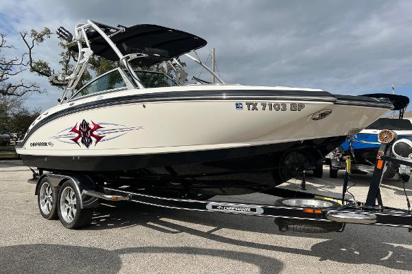 2011 Chaparral Sunesta 244 Xtreme