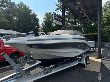 2019 Crownline Eclipse E255 XS