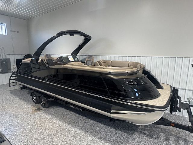 2025 Bennington 25QFB ESP Tri-Toon Pontoon