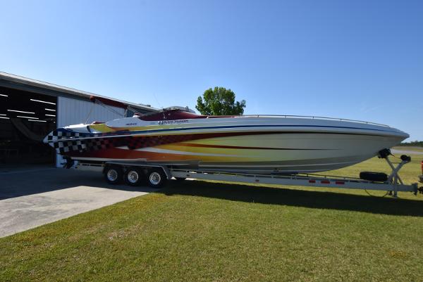 2002 Black Thunder 460 Ec