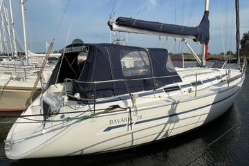 2004 Bavaria 38
