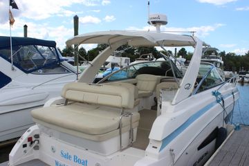 2018 Regal 33 Express