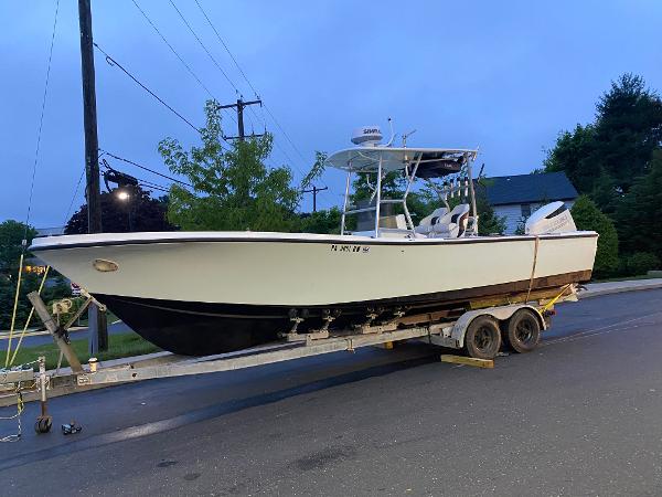 1982 Master Marine Inc 28 Center Console