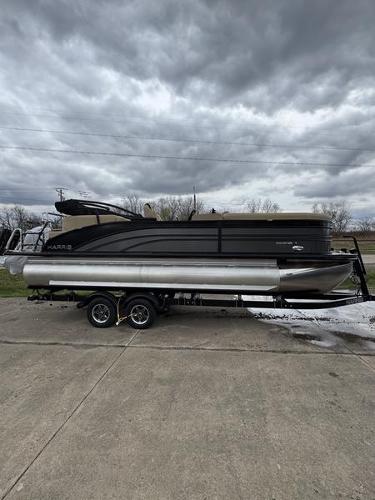 2025 Harris Sunliner 230