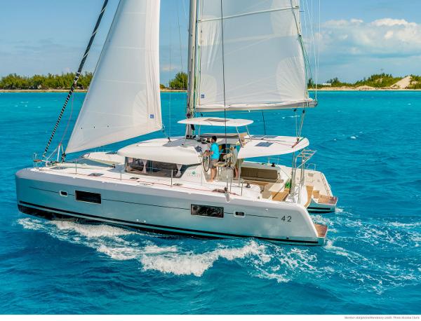 2024 Lagoon 42