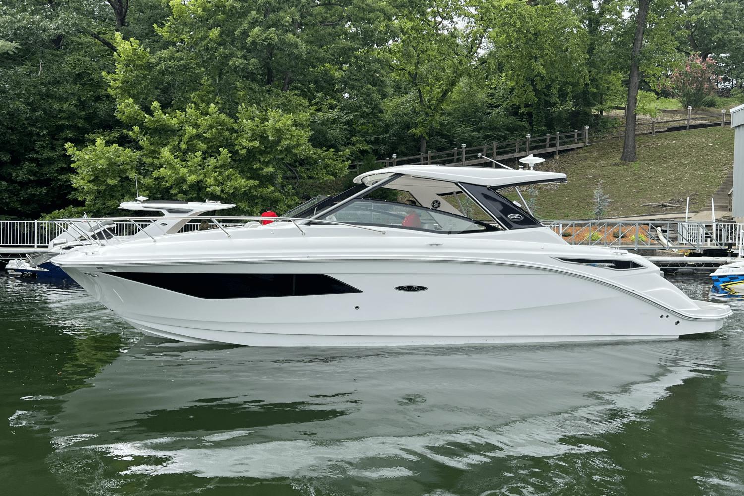 2024 Sea Ray 370 Sundancer, Lake Ozark Missouri - Boats.com